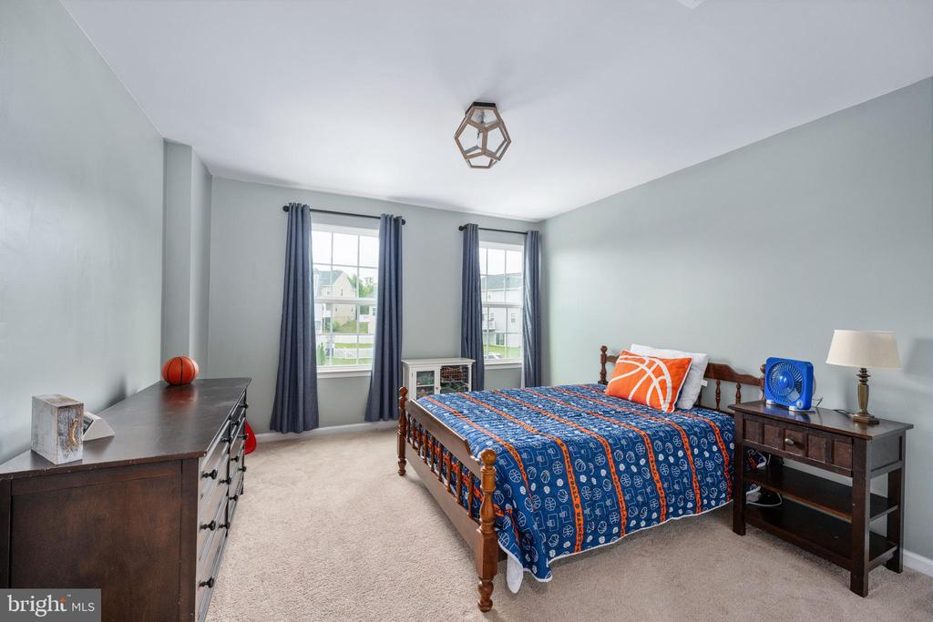 5219 ELK CREEK CIR, FREDERICKSBURG, Virginia 22407, 4 Bedrooms Bedrooms, ,3 BathroomsBathrooms,Residential,5219 ELK CREEK CIR,VASP2032882 MLS # VASP2032882
