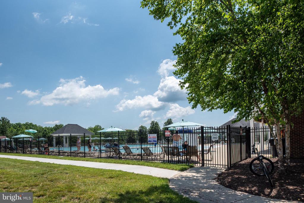 5219 ELK CREEK CIR, FREDERICKSBURG, Virginia 22407, 4 Bedrooms Bedrooms, ,3 BathroomsBathrooms,Residential,5219 ELK CREEK CIR,VASP2032882 MLS # VASP2032882