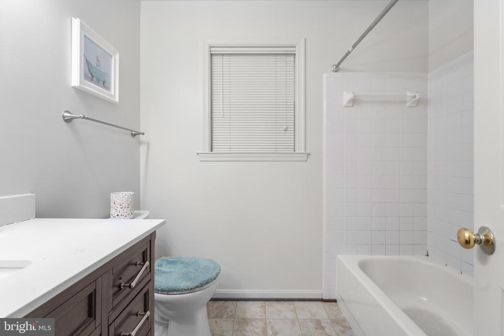 6307 WENDOVER CT, FREDERICKSBURG, Virginia 22407, 3 Bedrooms Bedrooms, ,2 BathroomsBathrooms,Residential,6307 WENDOVER CT,VASP2033030 MLS # VASP2033030
