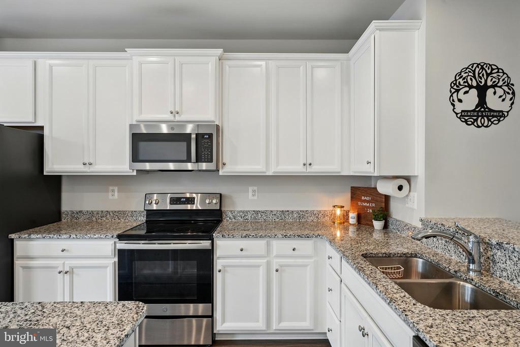 5137 PENN ST, BEALETON, Virginia, 2 Bedrooms Bedrooms, ,2 BathroomsBathrooms,Residential,5137 PENN ST,VAFQ2016594 MLS # VAFQ2016594