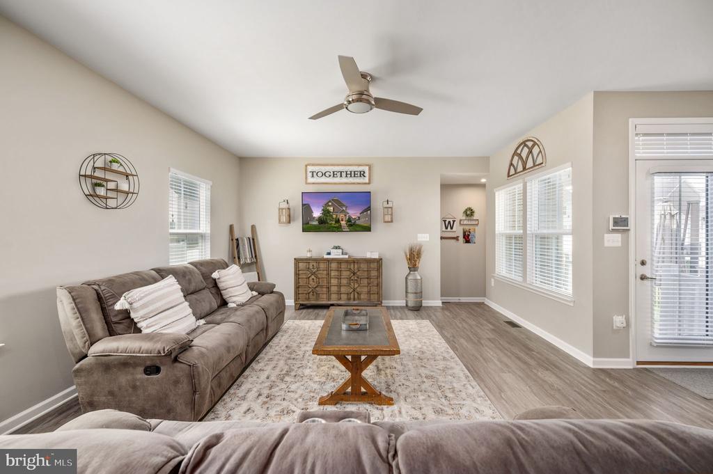 6708 NINTH CORPS LN, SPOTSYLVANIA, Virginia 22553, 4 Bedrooms Bedrooms, ,3 BathroomsBathrooms,Residential,6708 NINTH CORPS LN,VASP2033076 MLS # VASP2033076