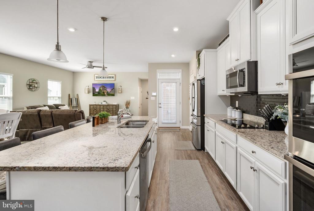 6708 NINTH CORPS LN, SPOTSYLVANIA, Virginia 22553, 4 Bedrooms Bedrooms, ,3 BathroomsBathrooms,Residential,6708 NINTH CORPS LN,VASP2033076 MLS # VASP2033076
