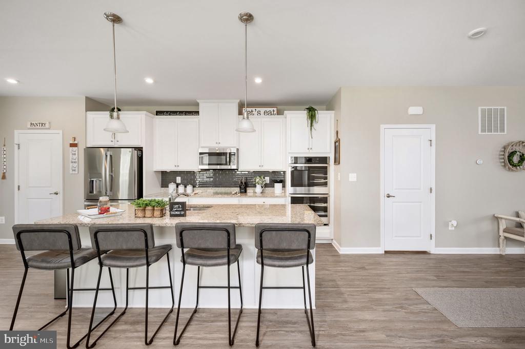6708 NINTH CORPS LN, SPOTSYLVANIA, Virginia 22553, 4 Bedrooms Bedrooms, ,3 BathroomsBathrooms,Residential,6708 NINTH CORPS LN,VASP2033076 MLS # VASP2033076