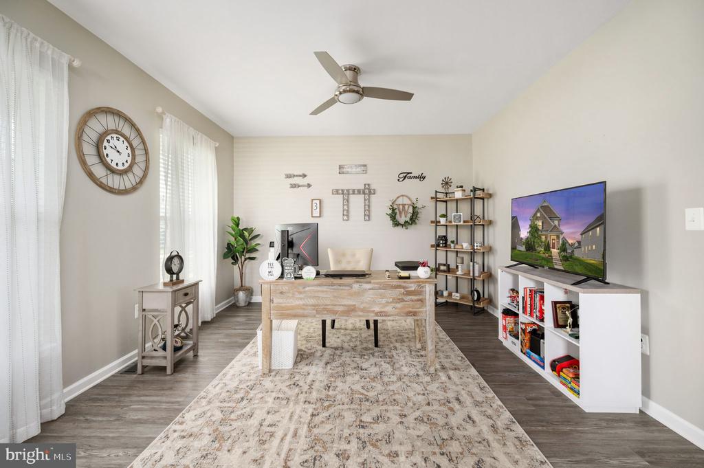 6708 NINTH CORPS LN, SPOTSYLVANIA, Virginia 22553, 4 Bedrooms Bedrooms, ,3 BathroomsBathrooms,Residential,6708 NINTH CORPS LN,VASP2033076 MLS # VASP2033076