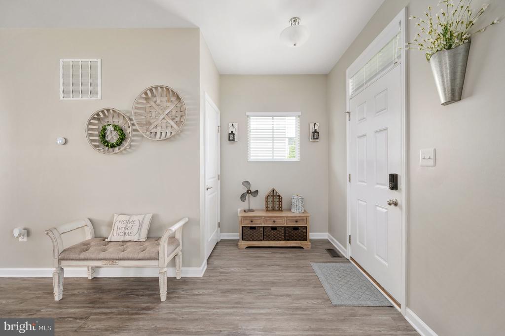 6708 NINTH CORPS LN, SPOTSYLVANIA, Virginia 22553, 4 Bedrooms Bedrooms, ,3 BathroomsBathrooms,Residential,6708 NINTH CORPS LN,VASP2033076 MLS # VASP2033076