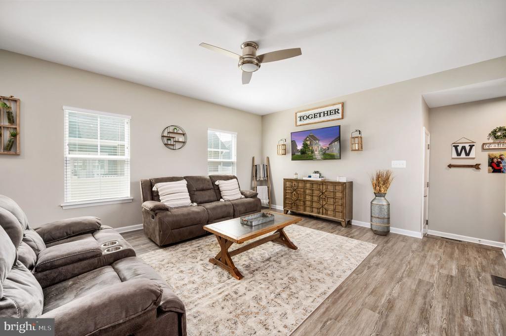 6708 NINTH CORPS LN, SPOTSYLVANIA, Virginia 22553, 4 Bedrooms Bedrooms, ,3 BathroomsBathrooms,Residential,6708 NINTH CORPS LN,VASP2033076 MLS # VASP2033076
