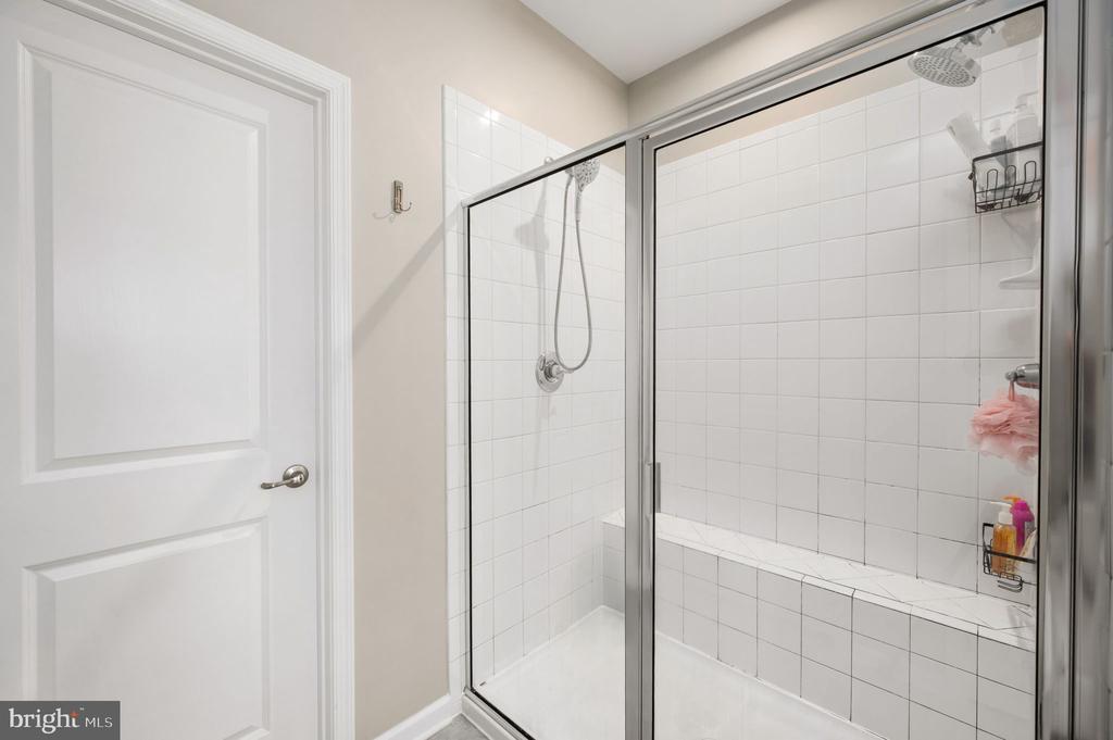6708 NINTH CORPS LN, SPOTSYLVANIA, Virginia 22553, 4 Bedrooms Bedrooms, ,3 BathroomsBathrooms,Residential,6708 NINTH CORPS LN,VASP2033076 MLS # VASP2033076