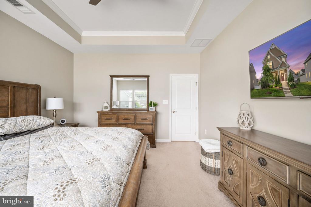 6708 NINTH CORPS LN, SPOTSYLVANIA, Virginia 22553, 4 Bedrooms Bedrooms, ,3 BathroomsBathrooms,Residential,6708 NINTH CORPS LN,VASP2033076 MLS # VASP2033076