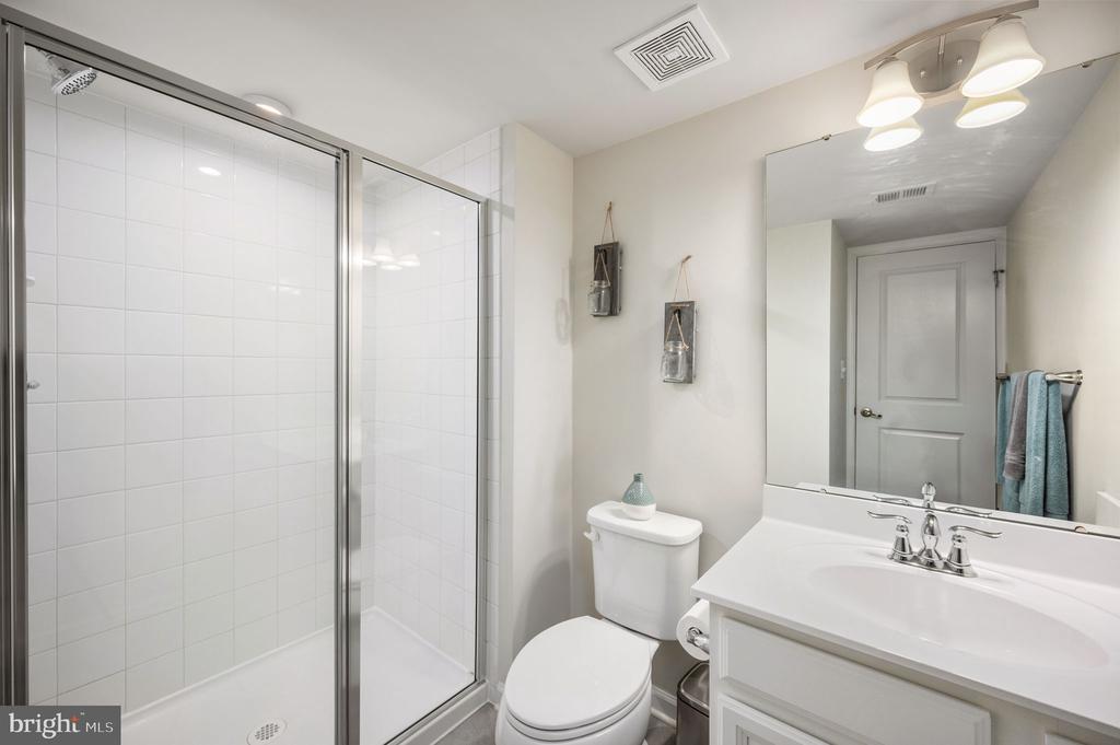6708 NINTH CORPS LN, SPOTSYLVANIA, Virginia 22553, 4 Bedrooms Bedrooms, ,3 BathroomsBathrooms,Residential,6708 NINTH CORPS LN,VASP2033076 MLS # VASP2033076