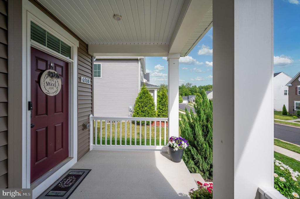 6708 NINTH CORPS LN, SPOTSYLVANIA, Virginia 22553, 4 Bedrooms Bedrooms, ,3 BathroomsBathrooms,Residential,6708 NINTH CORPS LN,VASP2033076 MLS # VASP2033076