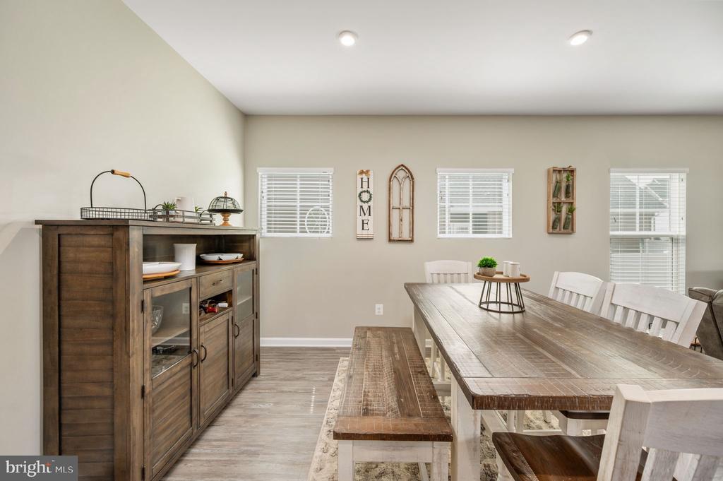 6708 NINTH CORPS LN, SPOTSYLVANIA, Virginia 22553, 4 Bedrooms Bedrooms, ,3 BathroomsBathrooms,Residential,6708 NINTH CORPS LN,VASP2033076 MLS # VASP2033076