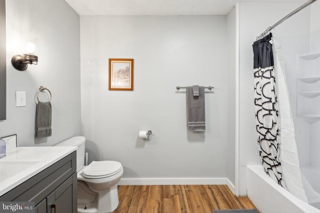 120 JESSIE MAE LN, LURAY, Virginia 22835, 3 Bedrooms Bedrooms, ,2 BathroomsBathrooms,Residential,120 JESSIE MAE LN,VAPA2004882 MLS # VAPA2004882