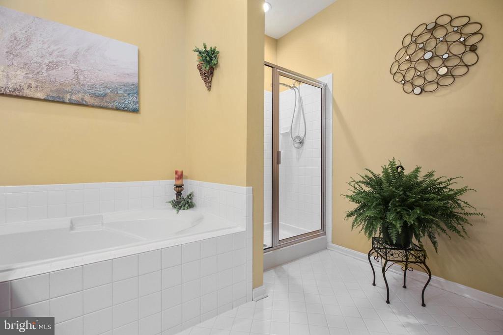 12006 MEADOW BRANCH WAY, FREDERICKSBURG, Virginia 22407, 2 Bedrooms Bedrooms, ,2 BathroomsBathrooms,Residential,12006 MEADOW BRANCH WAY,VASP2033130 MLS # VASP2033130