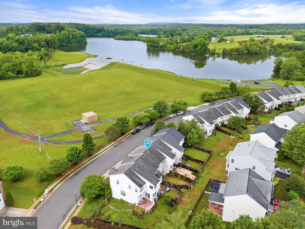 1001 LAKE PELHAM DR, CULPEPER, Virginia 22701, 3 Bedrooms Bedrooms, ,2 BathroomsBathrooms,Residential,1001 LAKE PELHAM DR,VACU2010494 MLS # VACU2010494