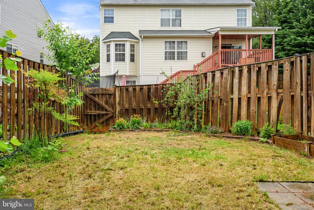 1001 LAKE PELHAM DR, CULPEPER, Virginia 22701, 3 Bedrooms Bedrooms, ,2 BathroomsBathrooms,Residential,1001 LAKE PELHAM DR,VACU2010494 MLS # VACU2010494