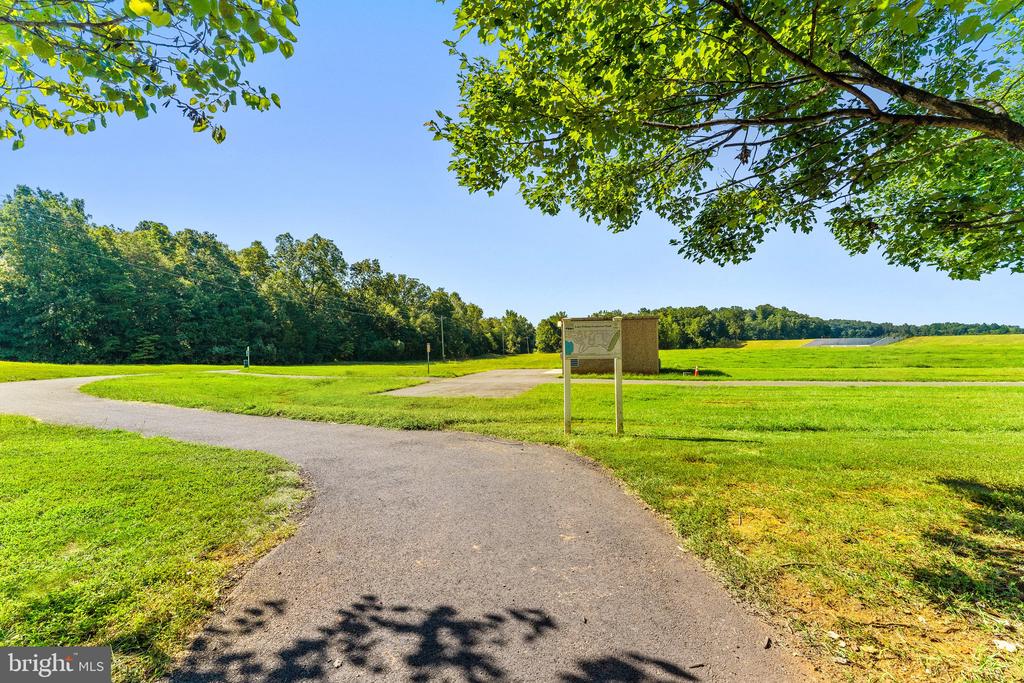 1001 LAKE PELHAM DR, CULPEPER, Virginia 22701, 3 Bedrooms Bedrooms, ,2 BathroomsBathrooms,Residential,1001 LAKE PELHAM DR,VACU2010494 MLS # VACU2010494