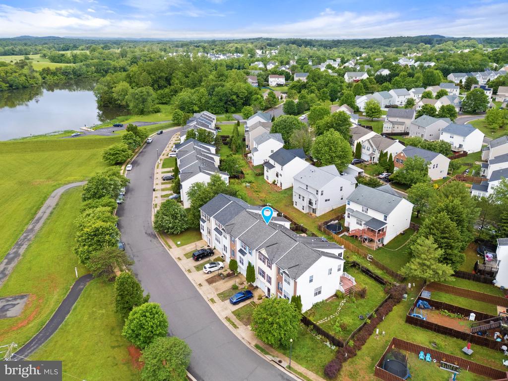 1001 LAKE PELHAM DR, CULPEPER, Virginia 22701, 3 Bedrooms Bedrooms, ,2 BathroomsBathrooms,Residential,1001 LAKE PELHAM DR,VACU2010494 MLS # VACU2010494