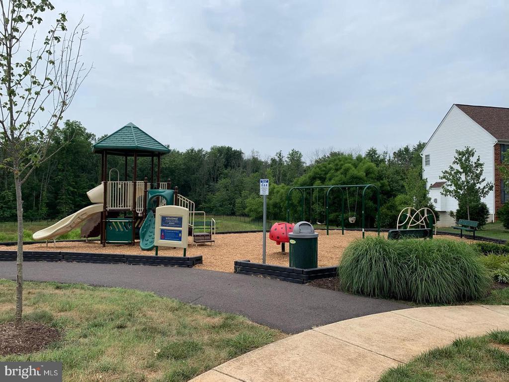 1001 LAKE PELHAM DR, CULPEPER, Virginia 22701, 3 Bedrooms Bedrooms, ,2 BathroomsBathrooms,Residential,1001 LAKE PELHAM DR,VACU2010494 MLS # VACU2010494