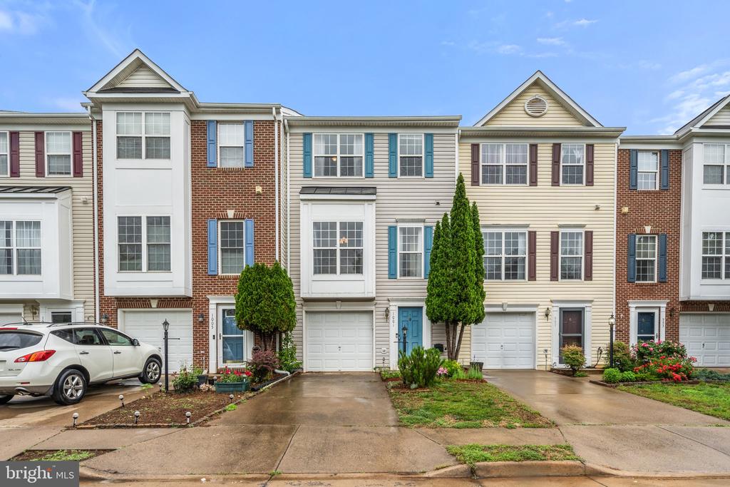 1001 LAKE PELHAM DR, CULPEPER, Virginia 22701, 3 Bedrooms Bedrooms, ,2 BathroomsBathrooms,Residential,1001 LAKE PELHAM DR,VACU2010494 MLS # VACU2010494