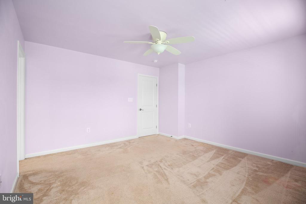 6056 GREENSPRING RD, FREDERICKSBURG, Virginia 22407, 4 Bedrooms Bedrooms, ,4 BathroomsBathrooms,Residential,6056 GREENSPRING RD,VASP2033084 MLS # VASP2033084