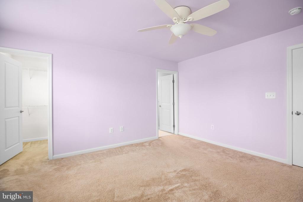 6056 GREENSPRING RD, FREDERICKSBURG, Virginia 22407, 4 Bedrooms Bedrooms, ,4 BathroomsBathrooms,Residential,6056 GREENSPRING RD,VASP2033084 MLS # VASP2033084