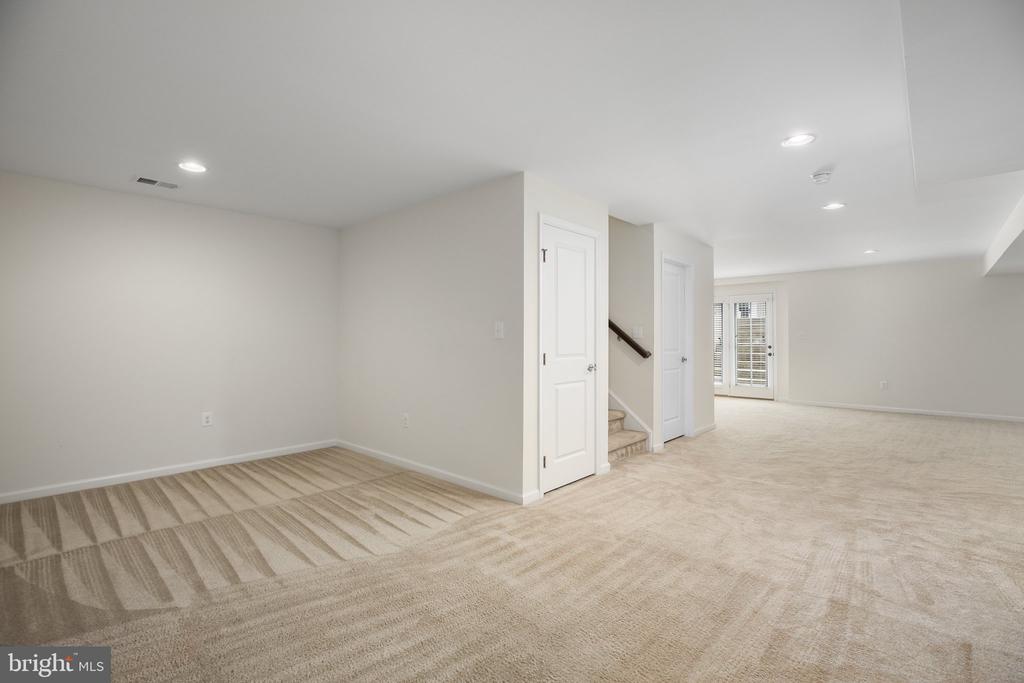 6056 GREENSPRING RD, FREDERICKSBURG, Virginia 22407, 4 Bedrooms Bedrooms, ,4 BathroomsBathrooms,Residential,6056 GREENSPRING RD,VASP2033084 MLS # VASP2033084