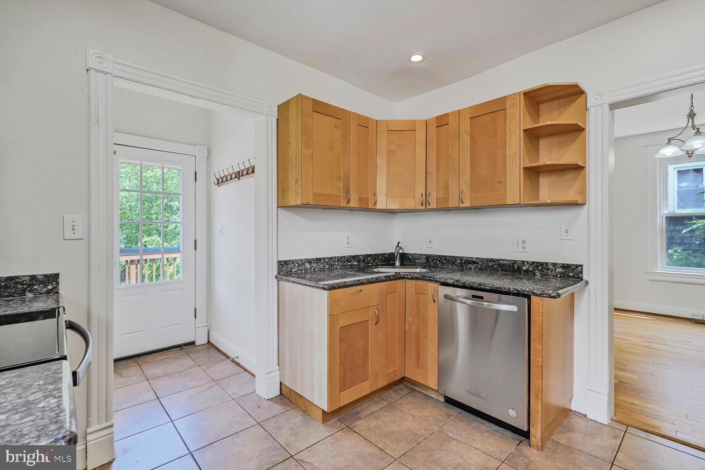 1704 KEARNY ST NE, WASHINGTON, District Of Columbia 20018, 3 Bedrooms Bedrooms, ,3 BathroomsBathrooms,Residential,For sale,1704 KEARNY ST NE,DCDC2199832 MLS # DCDC2199832