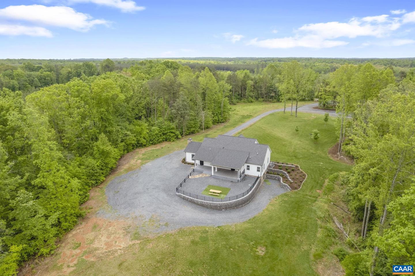 3162 OAK HILL RD, BUCKINGHAM, Virginia 23921, 3 Bedrooms Bedrooms, ,3 BathroomsBathrooms,Residential,For sale,3162 OAK HILL RD,664363 MLS # 664363