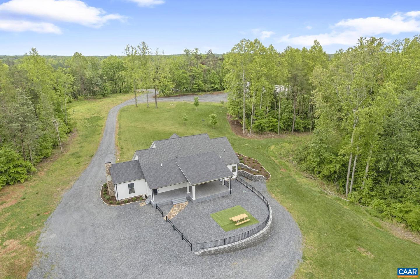 3162 OAK HILL RD, BUCKINGHAM, Virginia 23921, 3 Bedrooms Bedrooms, ,3 BathroomsBathrooms,Residential,For sale,3162 OAK HILL RD,664363 MLS # 664363