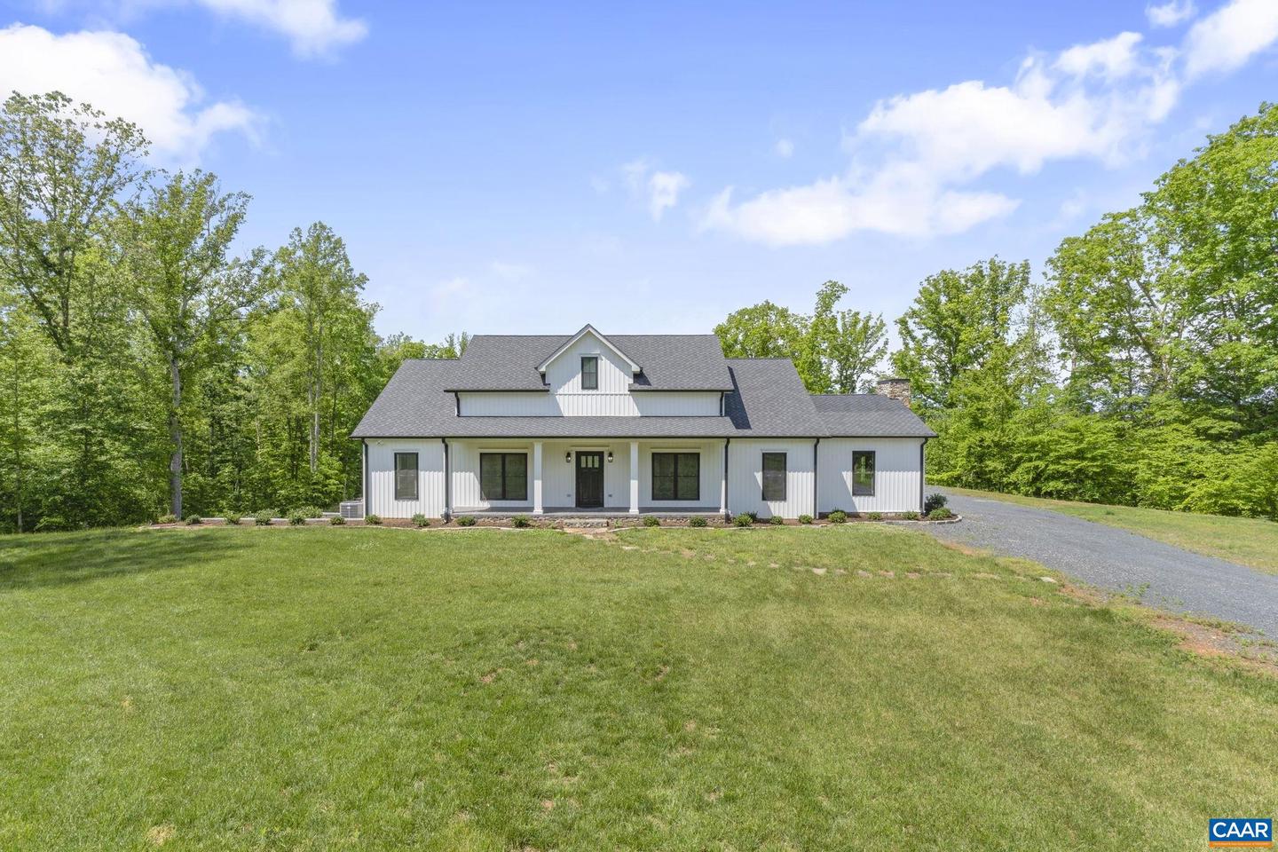 3162 OAK HILL RD, BUCKINGHAM, Virginia 23921, 3 Bedrooms Bedrooms, ,3 BathroomsBathrooms,Residential,For sale,3162 OAK HILL RD,664363 MLS # 664363
