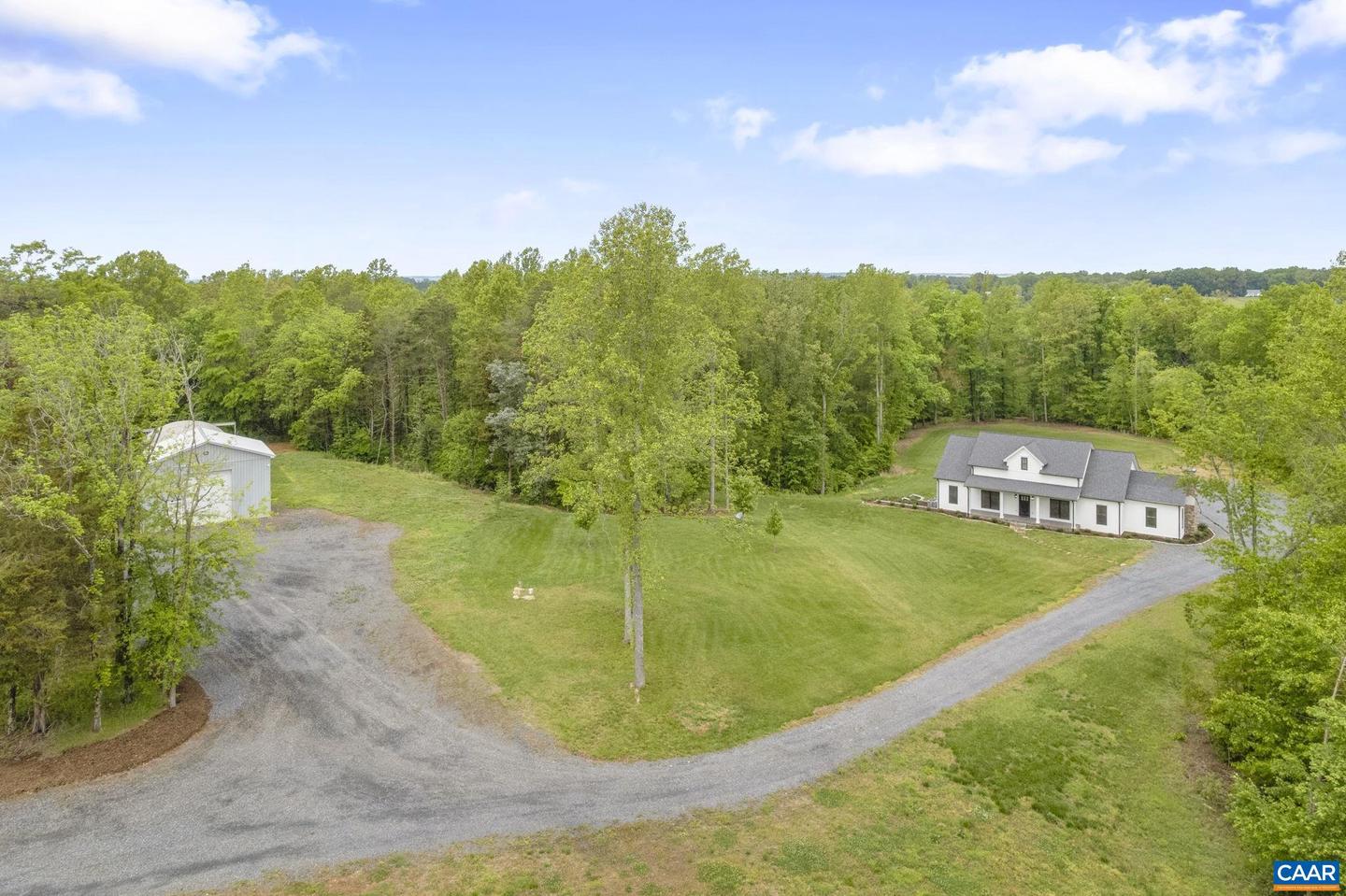 3162 OAK HILL RD, BUCKINGHAM, Virginia 23921, 3 Bedrooms Bedrooms, ,3 BathroomsBathrooms,Residential,For sale,3162 OAK HILL RD,664363 MLS # 664363