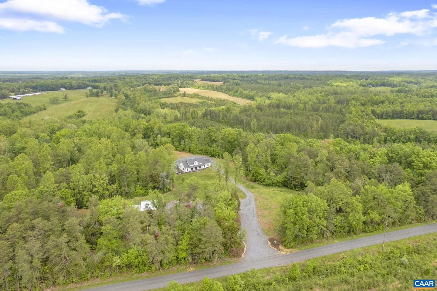 3162 OAK HILL RD, BUCKINGHAM, Virginia 23921, 3 Bedrooms Bedrooms, ,3 BathroomsBathrooms,Residential,For sale,3162 OAK HILL RD,664363 MLS # 664363