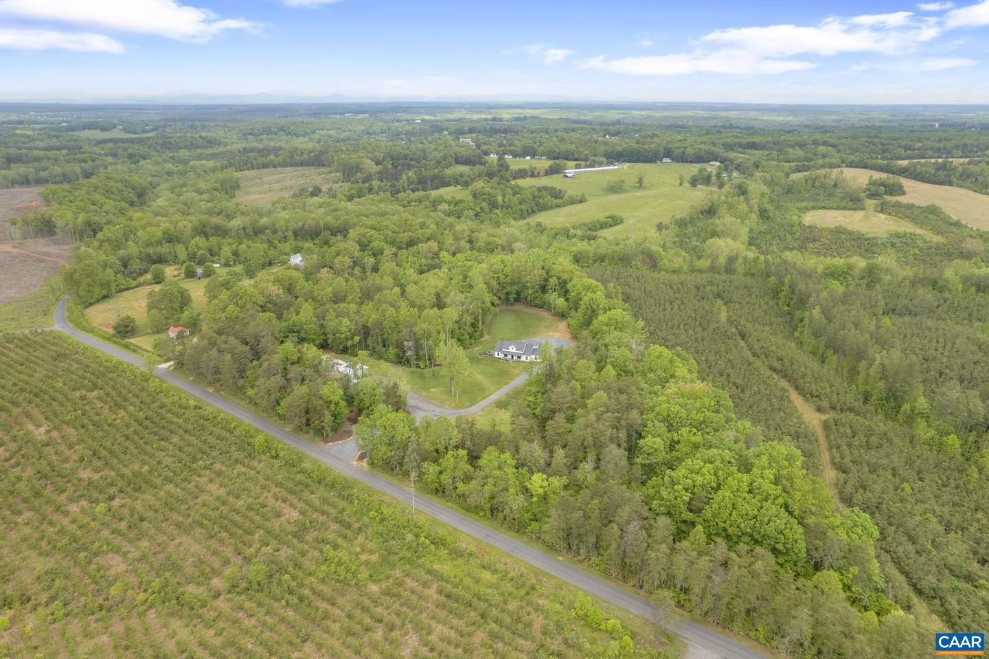 3162 OAK HILL RD, BUCKINGHAM, Virginia 23921, 3 Bedrooms Bedrooms, ,3 BathroomsBathrooms,Residential,For sale,3162 OAK HILL RD,664363 MLS # 664363