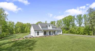 3162 OAK HILL RD, BUCKINGHAM, Virginia 23921, 3 Bedrooms Bedrooms, ,3 BathroomsBathrooms,Residential,For sale,3162 OAK HILL RD,664363 MLS # 664363