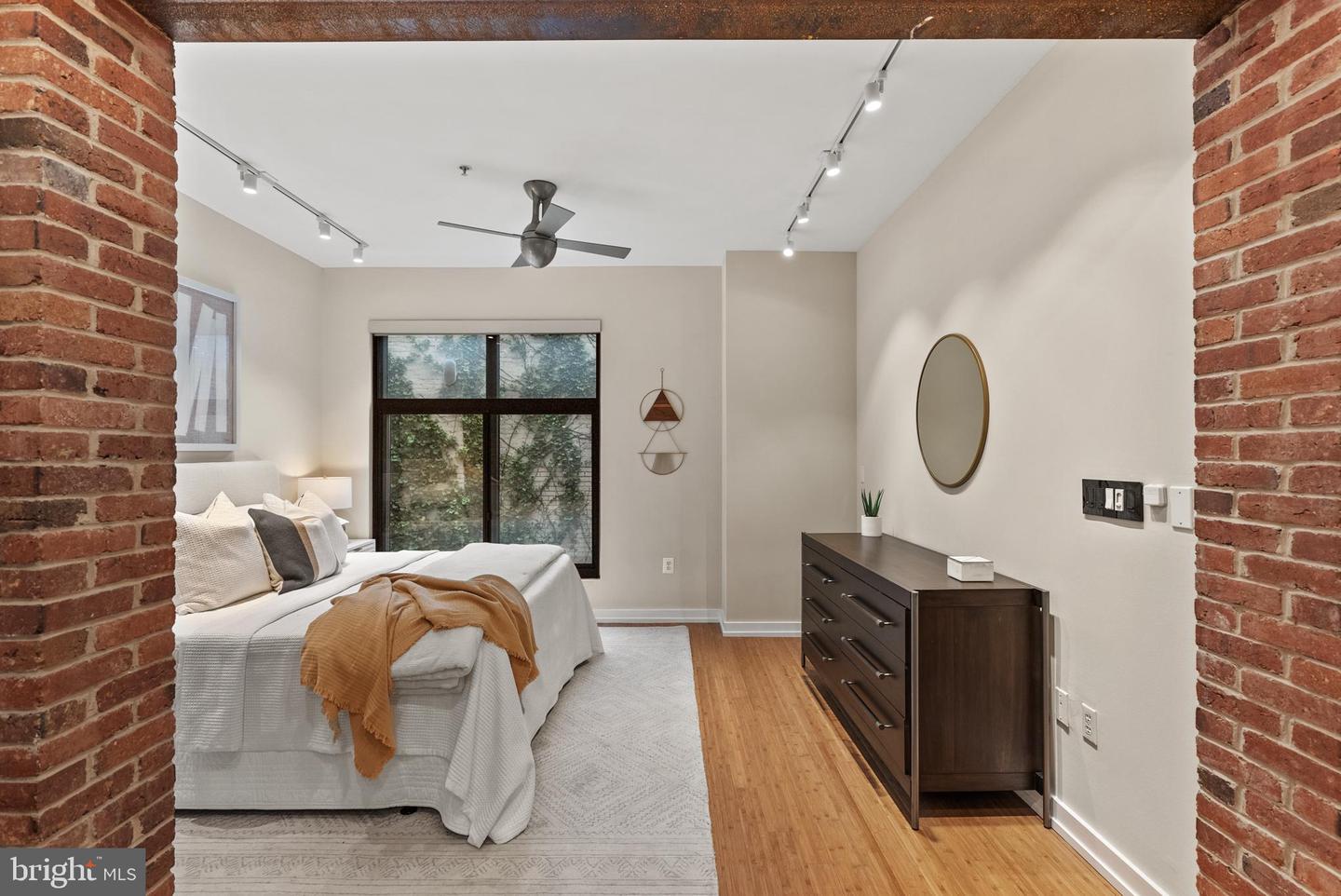 1413 P ST NW #203, WASHINGTON, District Of Columbia 20005, 3 Bedrooms Bedrooms, ,3 BathroomsBathrooms,Residential,For sale,1413 P ST NW #203,DCDC2200062 MLS # DCDC2200062