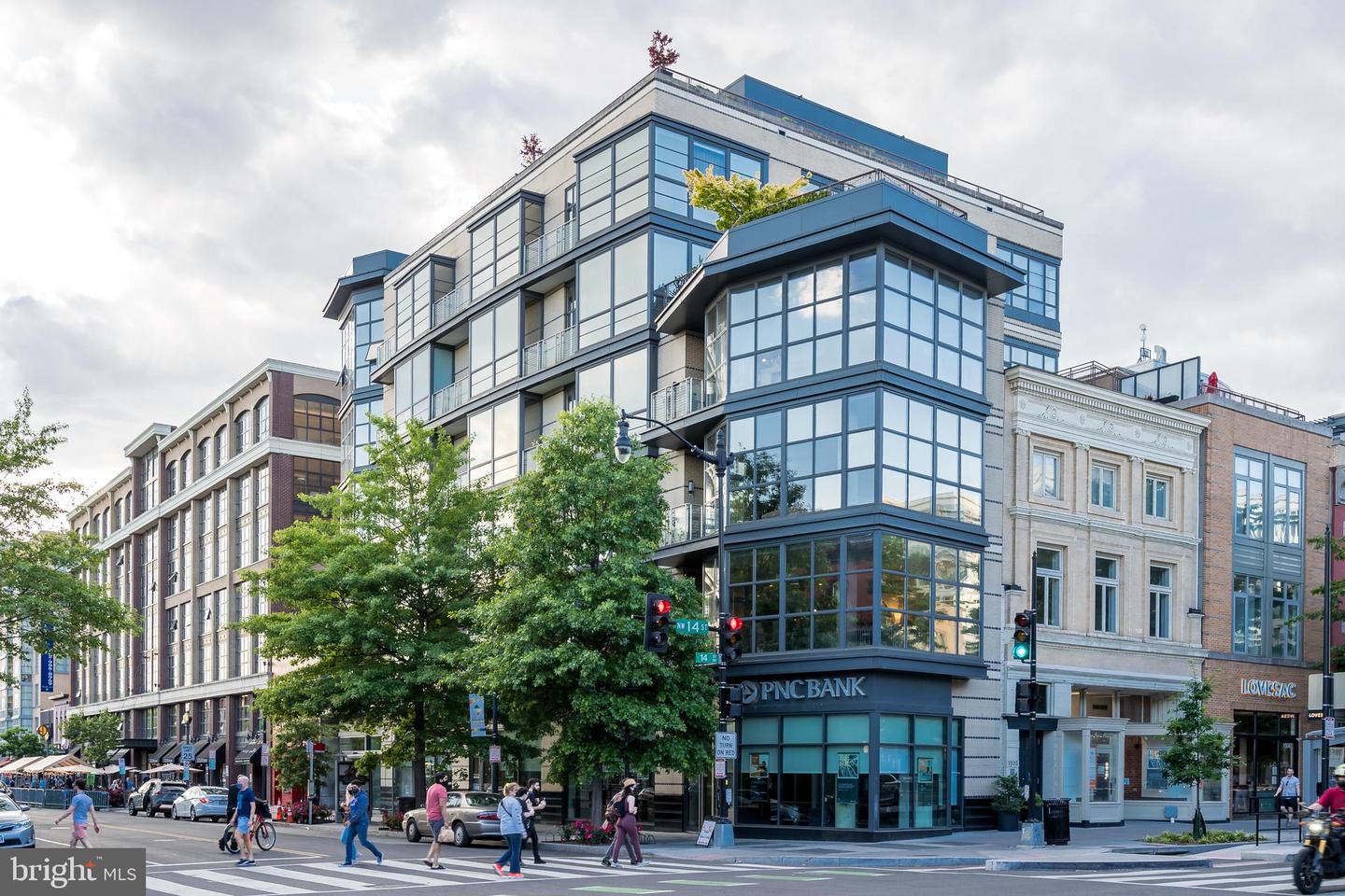 1413 P ST NW #203, WASHINGTON, District Of Columbia 20005, 3 Bedrooms Bedrooms, ,3 BathroomsBathrooms,Residential,For sale,1413 P ST NW #203,DCDC2200062 MLS # DCDC2200062