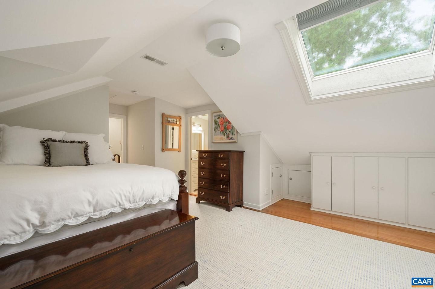 1600 OXFORD RD, CHARLOTTESVILLE, Virginia 22903, 4 Bedrooms Bedrooms, ,4 BathroomsBathrooms,Residential,For sale,1600 OXFORD RD,664379 MLS # 664379