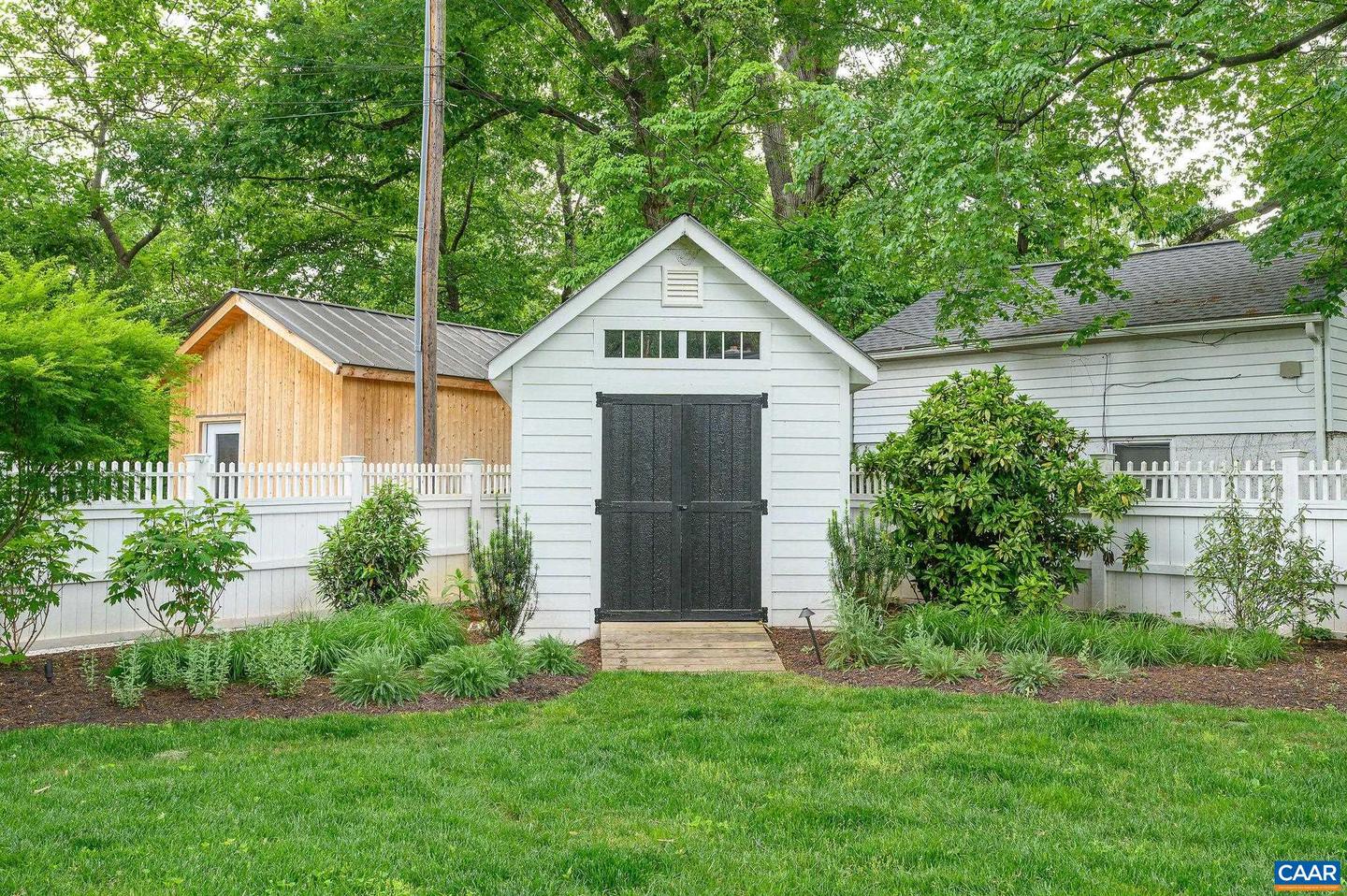1600 OXFORD RD, CHARLOTTESVILLE, Virginia 22903, 4 Bedrooms Bedrooms, ,4 BathroomsBathrooms,Residential,For sale,1600 OXFORD RD,664379 MLS # 664379