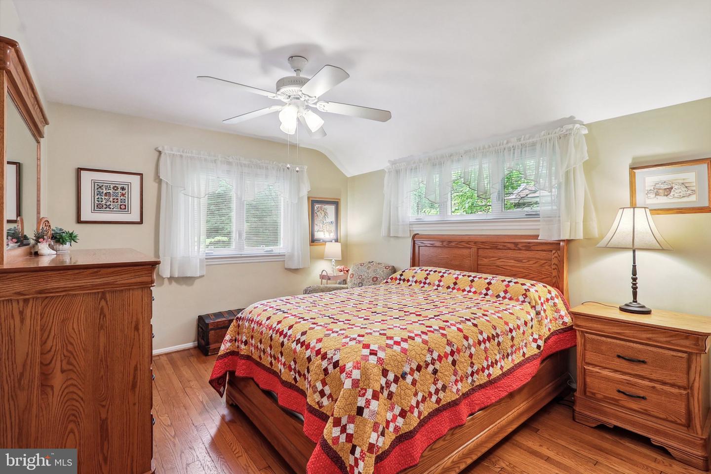 3919 30TH ST N, ARLINGTON, Virginia 22207, 3 Bedrooms Bedrooms, ,2 BathroomsBathrooms,Residential,For sale,3919 30TH ST N,VAAR2057390 MLS # VAAR2057390