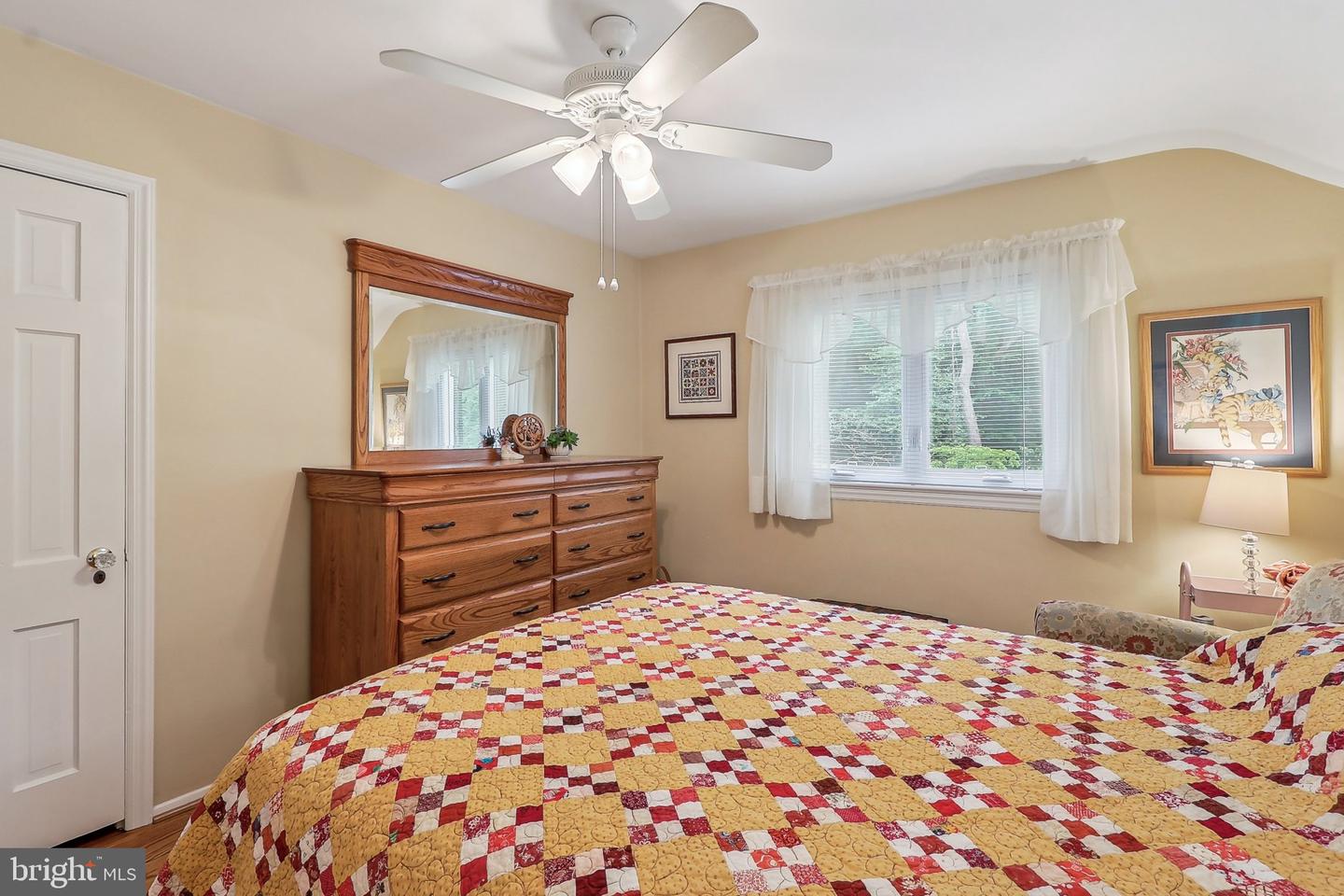 3919 30TH ST N, ARLINGTON, Virginia 22207, 3 Bedrooms Bedrooms, ,2 BathroomsBathrooms,Residential,For sale,3919 30TH ST N,VAAR2057390 MLS # VAAR2057390