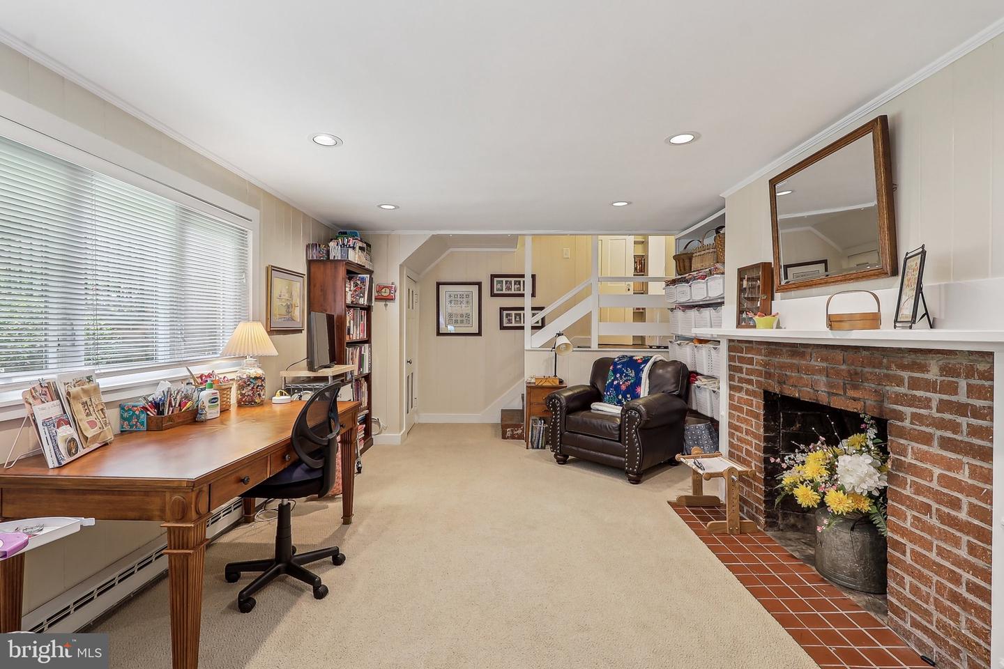 3919 30TH ST N, ARLINGTON, Virginia 22207, 3 Bedrooms Bedrooms, ,2 BathroomsBathrooms,Residential,For sale,3919 30TH ST N,VAAR2057390 MLS # VAAR2057390