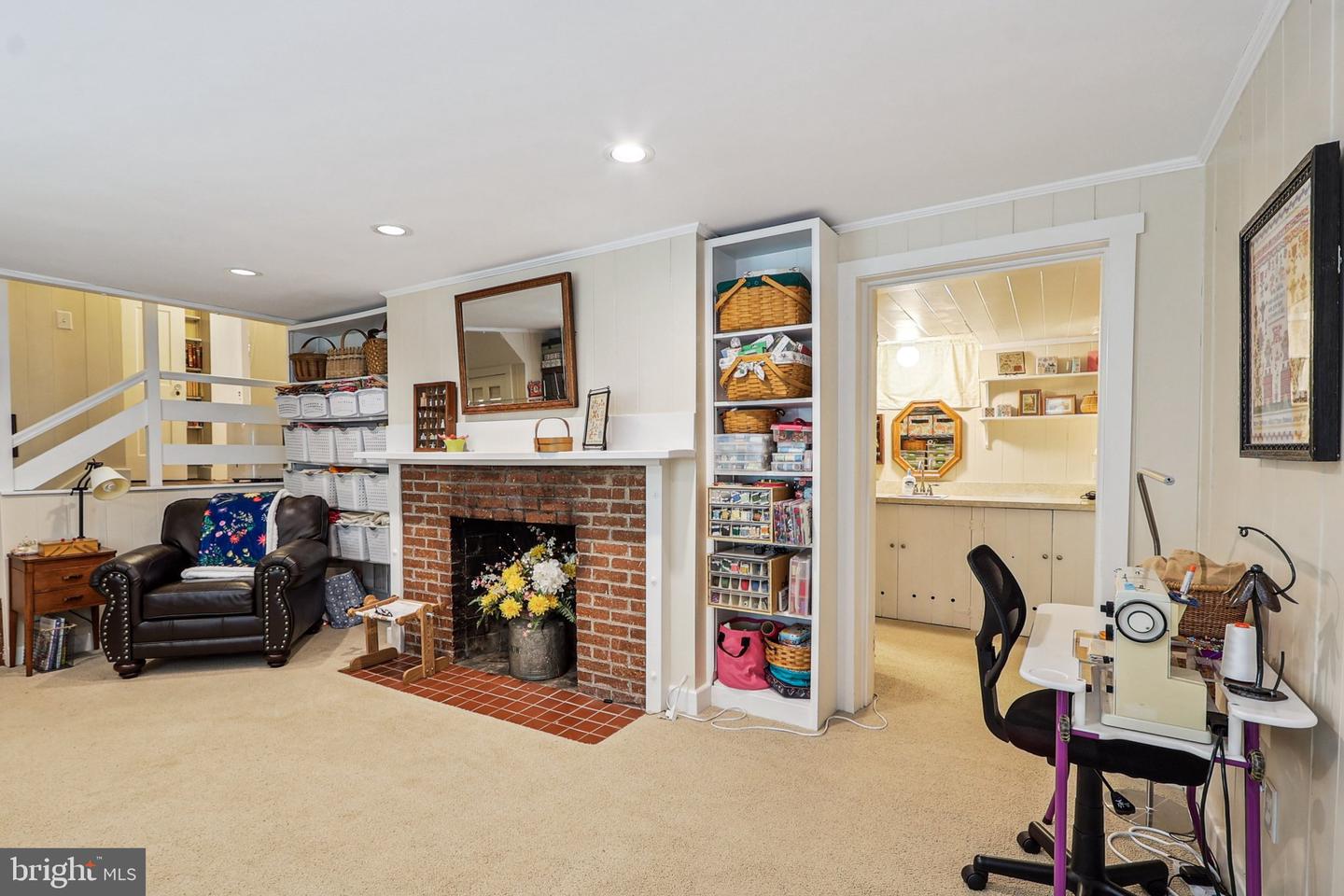 3919 30TH ST N, ARLINGTON, Virginia 22207, 3 Bedrooms Bedrooms, ,2 BathroomsBathrooms,Residential,For sale,3919 30TH ST N,VAAR2057390 MLS # VAAR2057390
