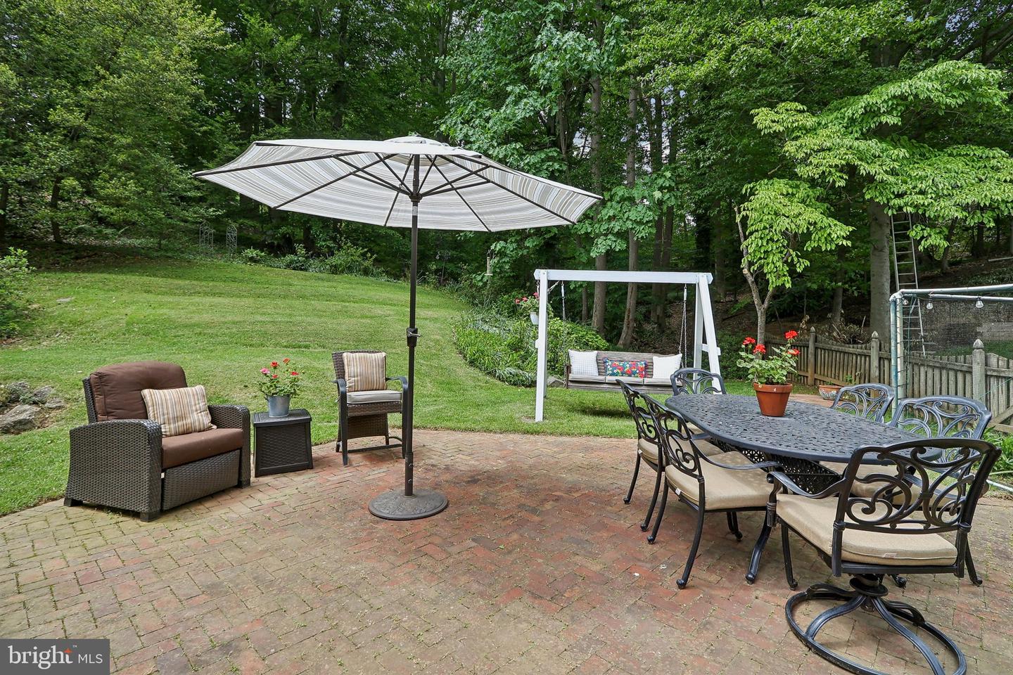 3919 30TH ST N, ARLINGTON, Virginia 22207, 3 Bedrooms Bedrooms, ,2 BathroomsBathrooms,Residential,For sale,3919 30TH ST N,VAAR2057390 MLS # VAAR2057390