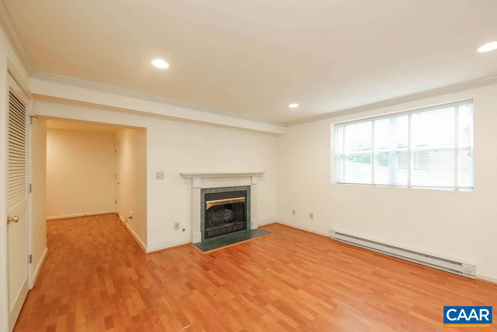 1396 DUNLORA DR, CHARLOTTESVILLE, Virginia 22901, 5 Bedrooms Bedrooms, ,3 BathroomsBathrooms,Residential,For sale,1396 DUNLORA DR,664464 MLS # 664464