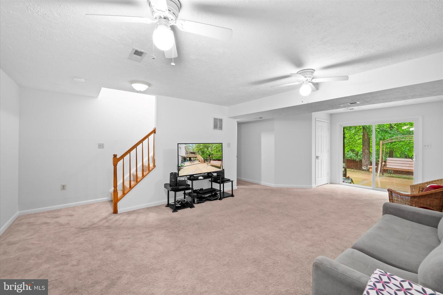 5270 QUEBEC PL, WOODBRIDGE, Virginia 22193, 5 Bedrooms Bedrooms, ,4 BathroomsBathrooms,Residential,For sale,5270 QUEBEC PL,VAPW2094612 MLS # VAPW2094612