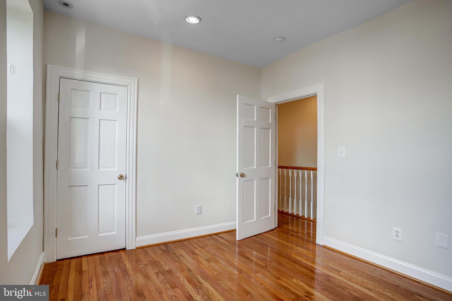 15 TODD PL NE, WASHINGTON, District Of Columbia 20002, 4 Bedrooms Bedrooms, ,2 BathroomsBathrooms,Residential,For sale,15 TODD PL NE,DCDC2200594 MLS # DCDC2200594