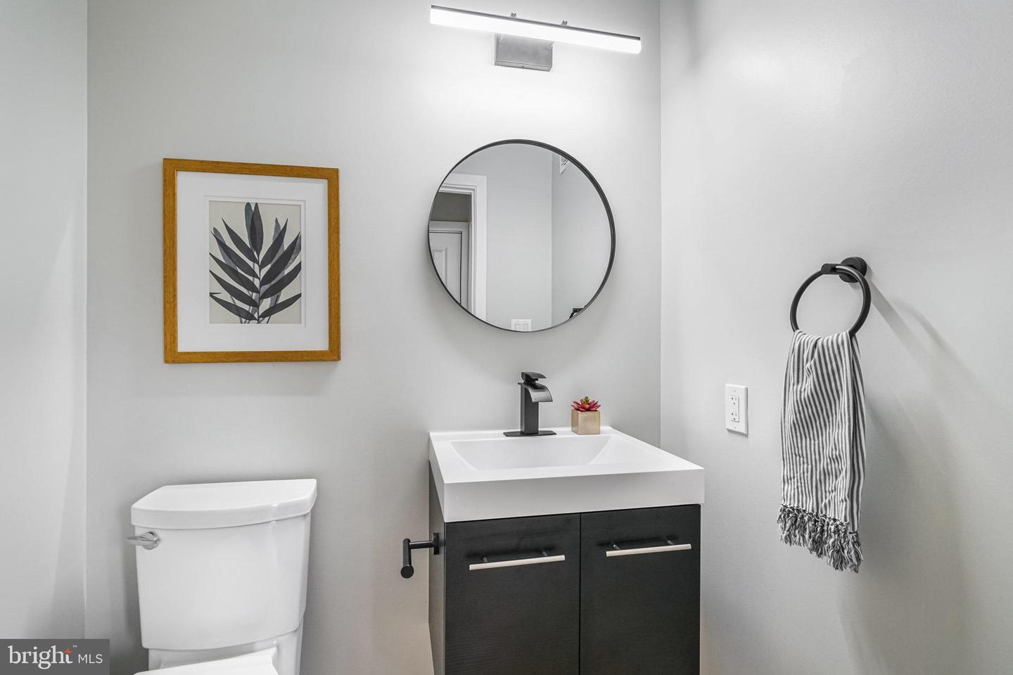 603 N ALFRED ST, ALEXANDRIA, Virginia 22314, 4 Bedrooms Bedrooms, ,4 BathroomsBathrooms,Residential,For sale,603 N ALFRED ST,VAAX2045366 MLS # VAAX2045366
