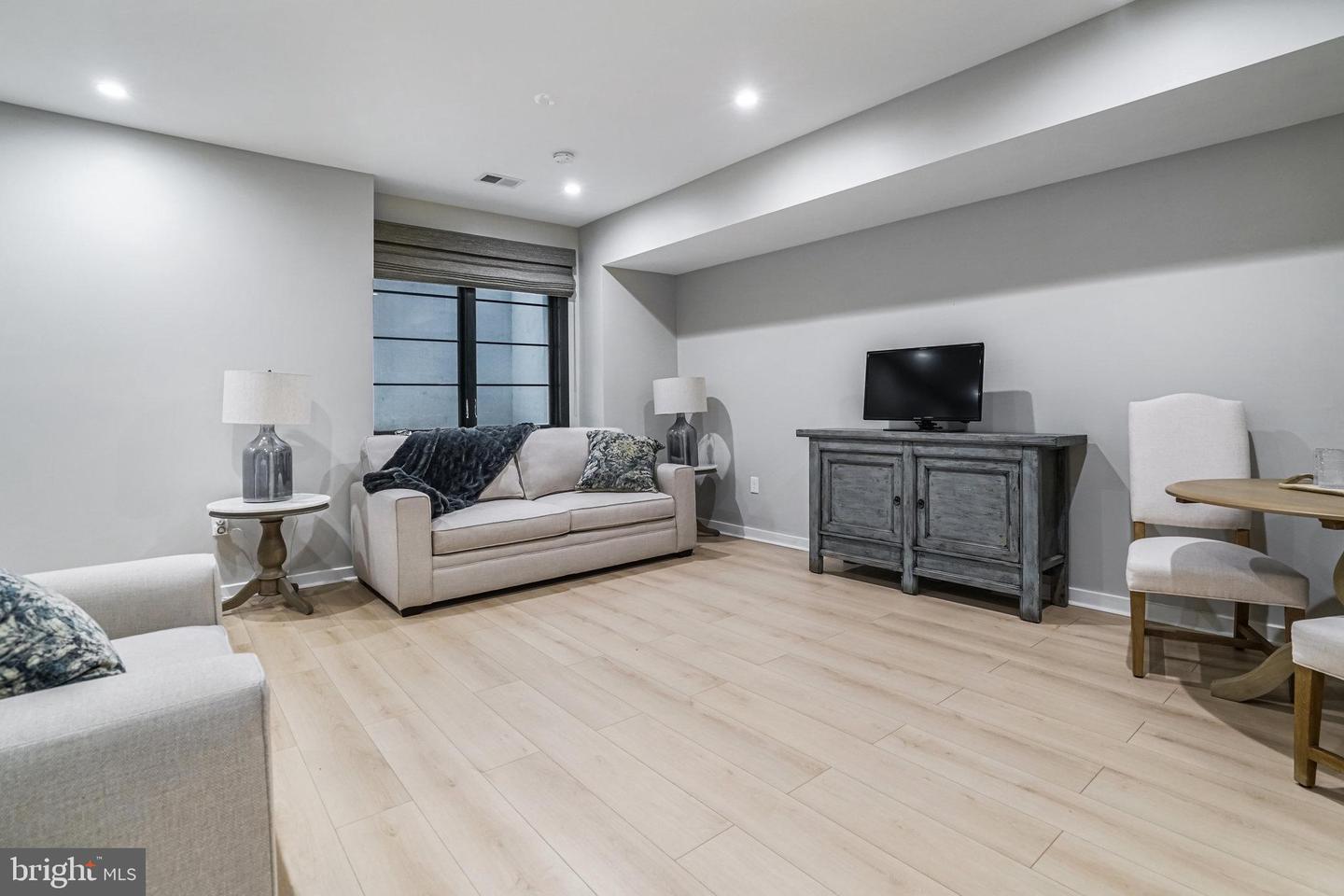 603 N ALFRED ST, ALEXANDRIA, Virginia 22314, 4 Bedrooms Bedrooms, ,4 BathroomsBathrooms,Residential,For sale,603 N ALFRED ST,VAAX2045366 MLS # VAAX2045366