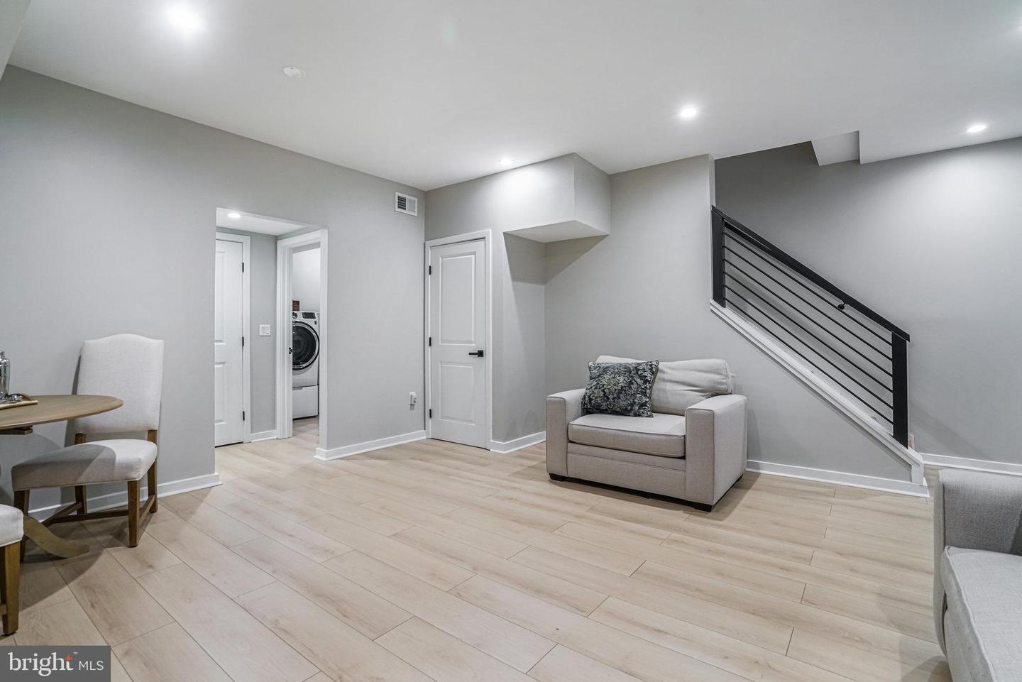 603 N ALFRED ST, ALEXANDRIA, Virginia 22314, 4 Bedrooms Bedrooms, ,4 BathroomsBathrooms,Residential,For sale,603 N ALFRED ST,VAAX2045366 MLS # VAAX2045366