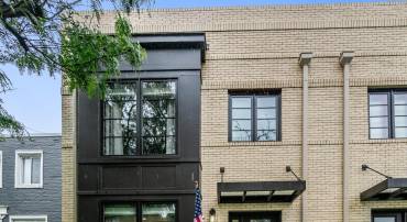 603 N ALFRED ST, ALEXANDRIA, Virginia 22314, 4 Bedrooms Bedrooms, ,4 BathroomsBathrooms,Residential,For sale,603 N ALFRED ST,VAAX2045366 MLS # VAAX2045366